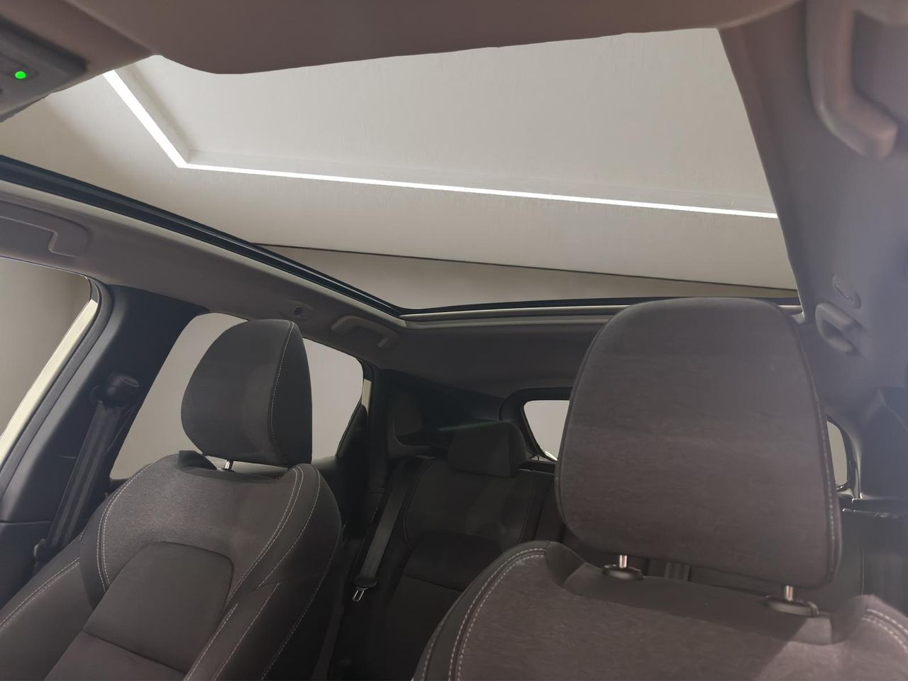 Nissan Qashqai DIG-T 103kW mHEV Premiere Edition Bit. - Foto 2