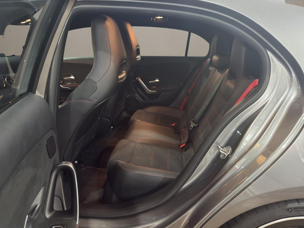 Mercedes Clase A Mercedes-AMG A 45 S 4MATIC+ - Foto 2