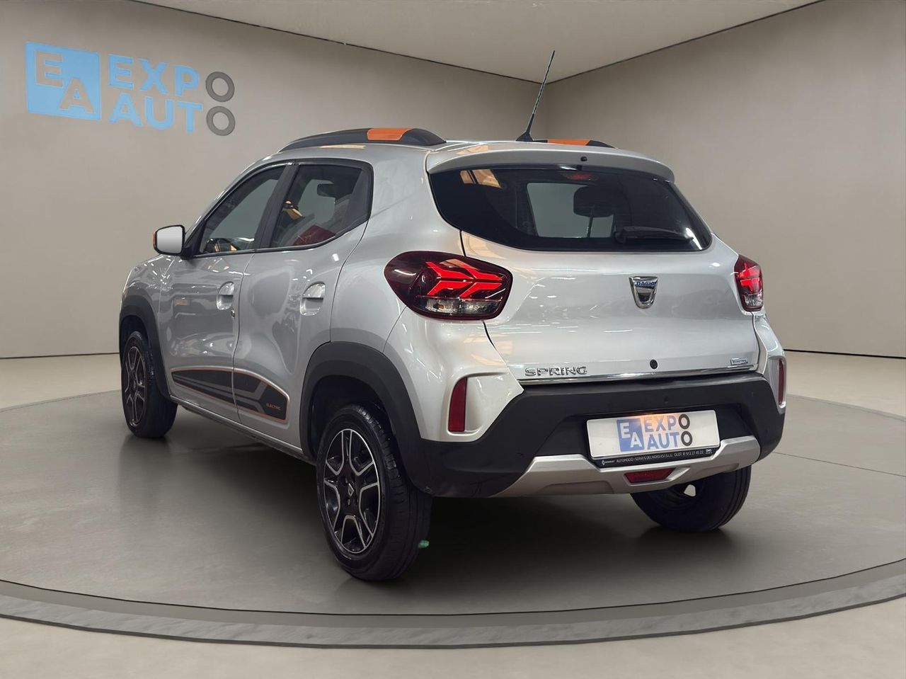 Dacia Spring Business Electric 33kW (45CV) - Foto 2