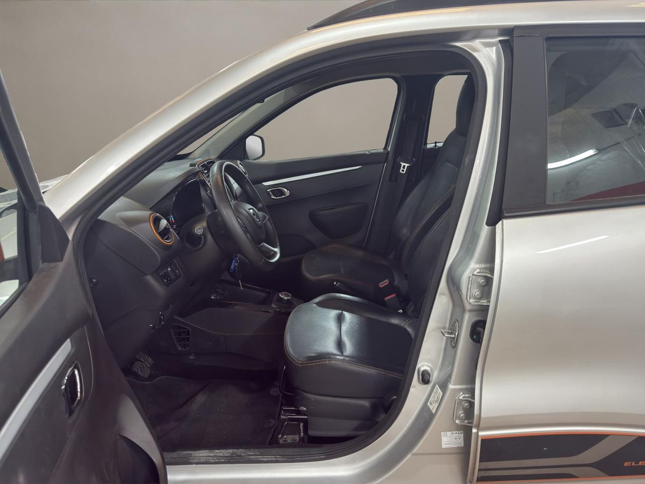 Dacia Spring Business Electric 33kW (45CV) - Foto 2