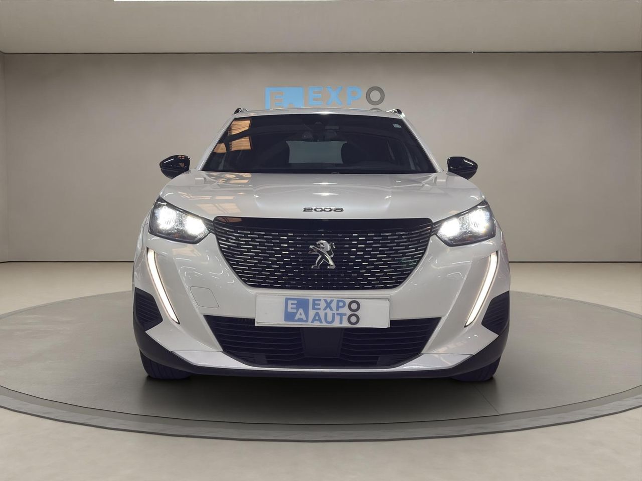 Peugeot 2008 Allure Pack BlueHDI 130 S&S EAT8 - Foto 2