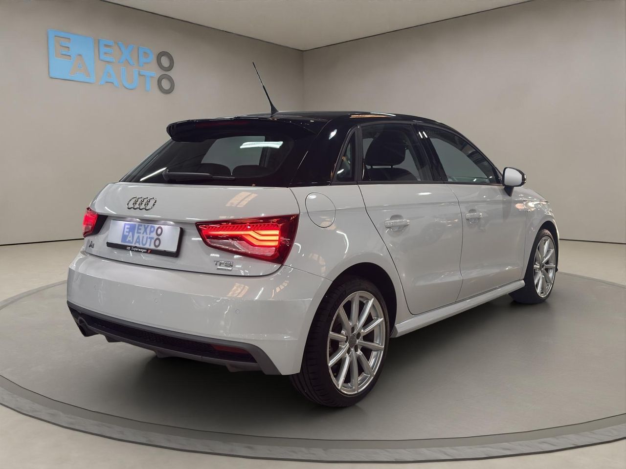 Audi A1 Adrenalin2 1.0 TFSI 70kW(95CV) Sportback - Foto 2