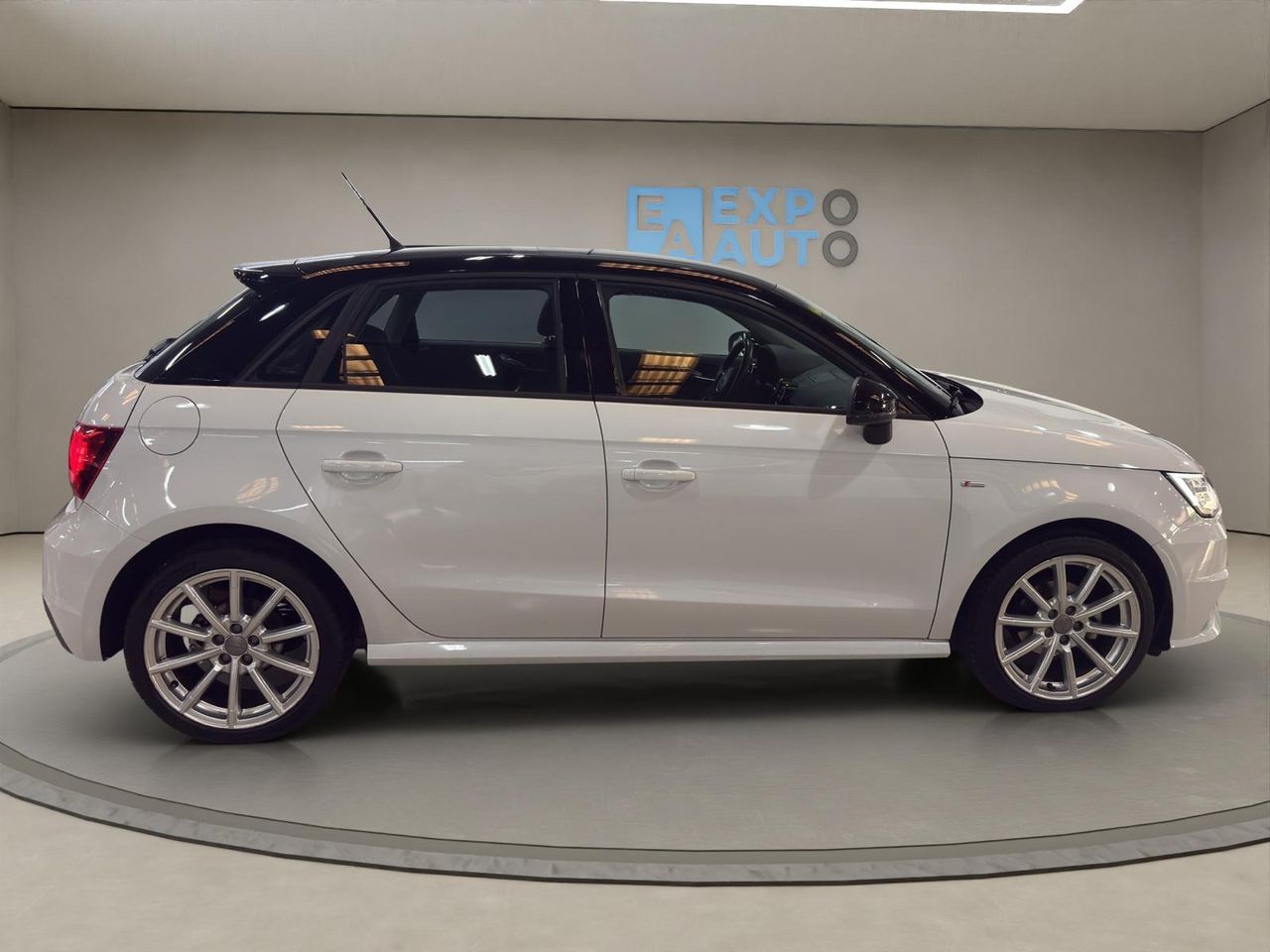 Audi A1 Adrenalin2 1.0 TFSI 70kW(95CV) Sportback - Foto 2