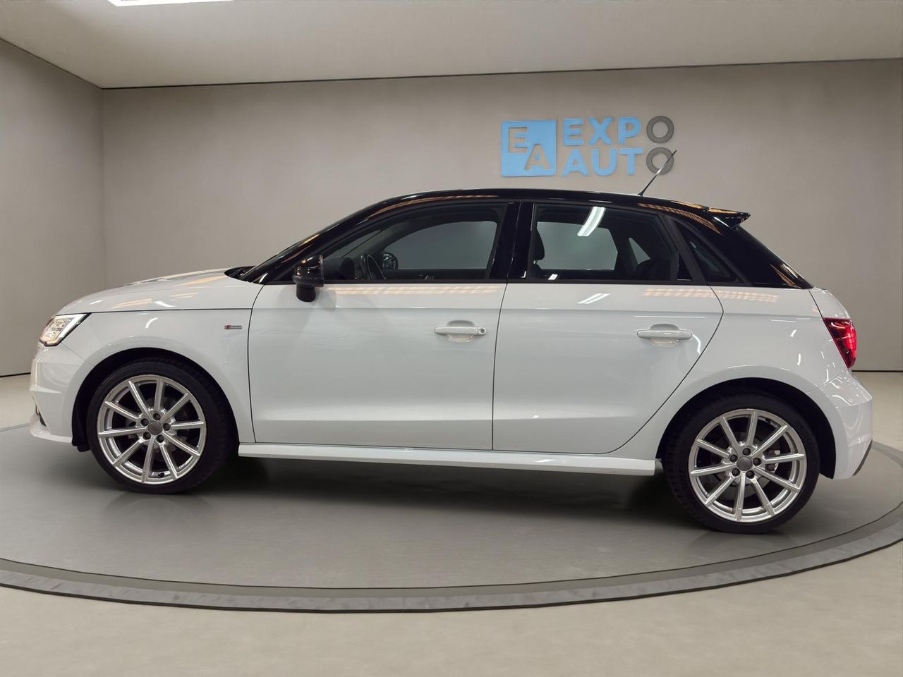 Audi A1 Adrenalin2 1.0 TFSI 70kW(95CV) Sportback - Foto 2