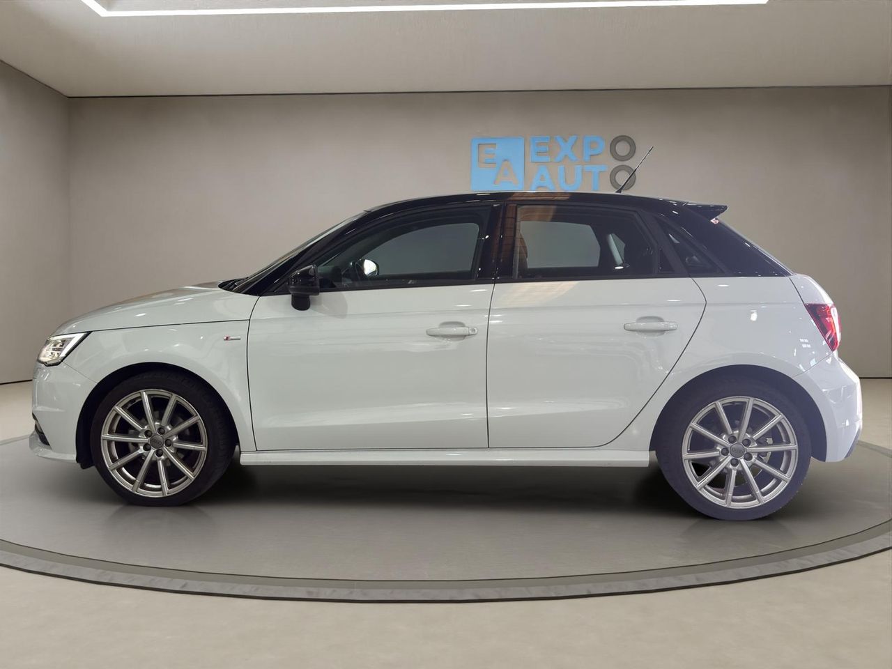 Audi A1 Adrenalin2 1.0 TFSI 70kW(95CV) Sportback - Foto 2