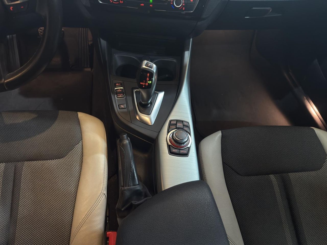 BMW Serie 1 118i - Foto 2