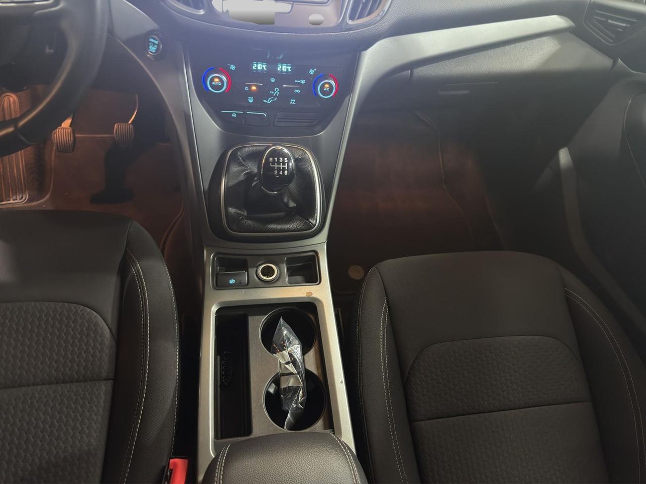 Ford Kuga 1.5 EcoBoost 88kW 4x2 ST-Line - Foto 2