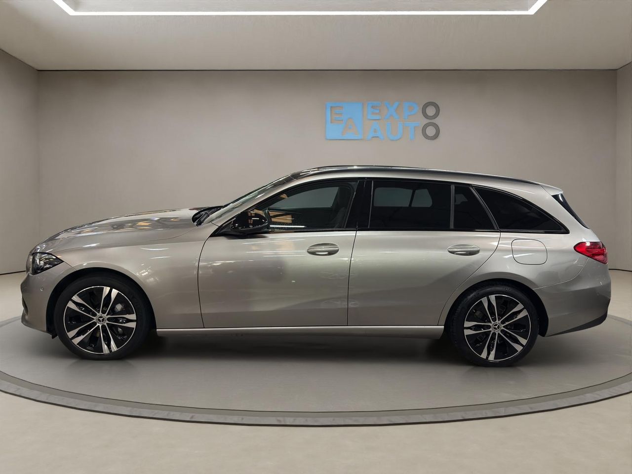 Mercedes Clase C C 300 e Estate - Foto 2