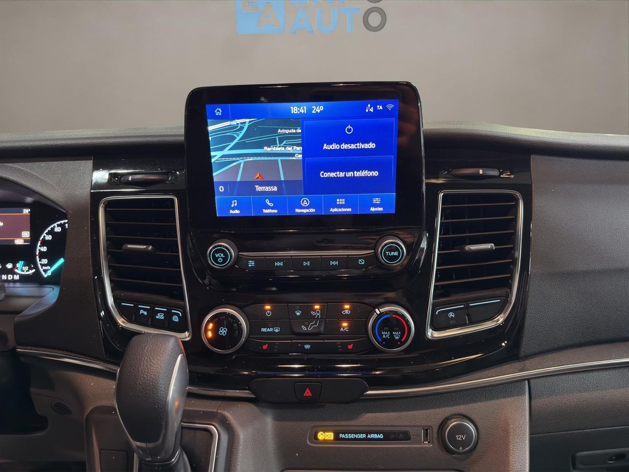 Ford Tourneo Custom 2.0 EcoBlue 136kW L1 Titanium X Auto - Foto 2