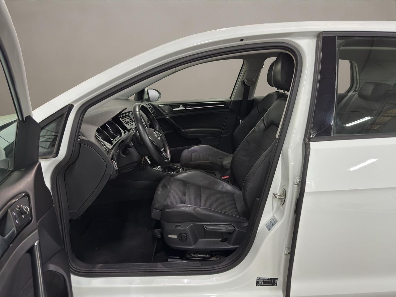 Volkswagen Golf Sport 1.6 TDI 105CV BMT DSG - Foto 2