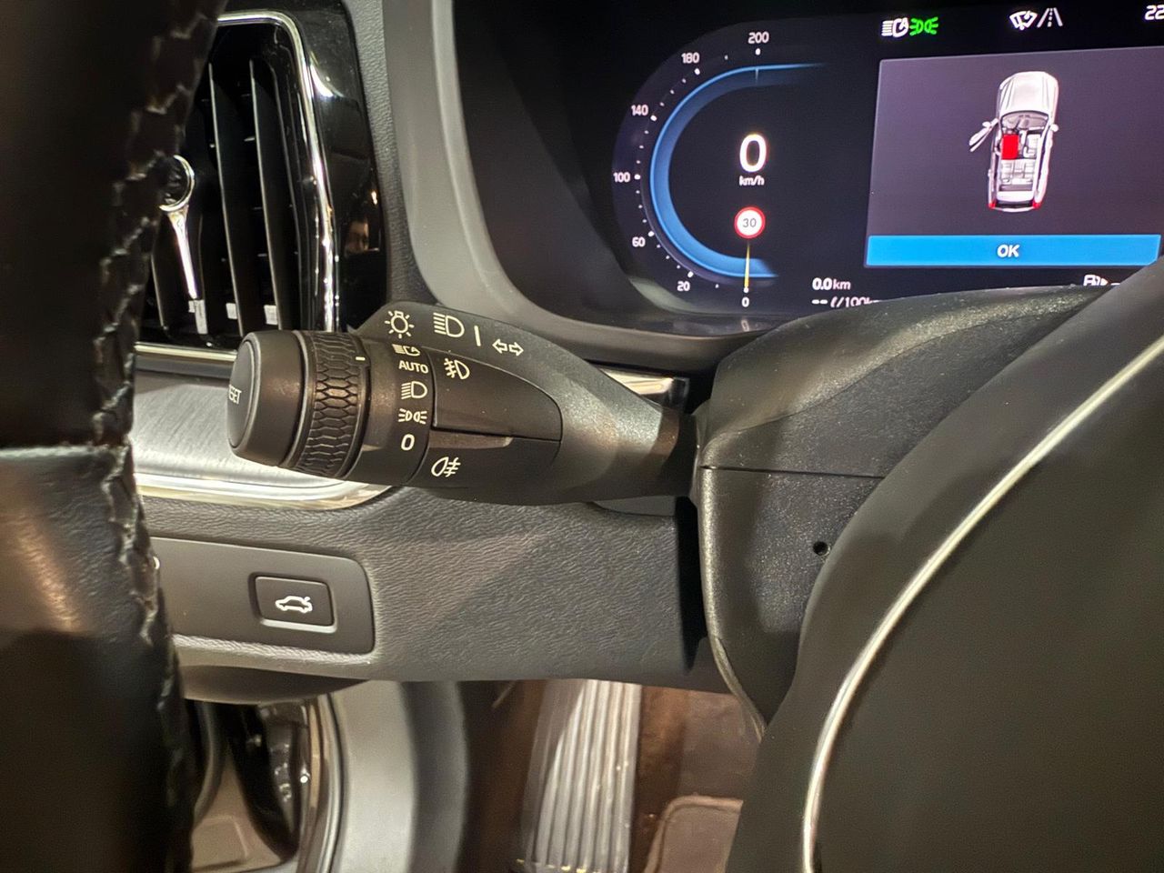 Volvo XC60 2.0 B4 G Momentum Pro Auto - Foto 2