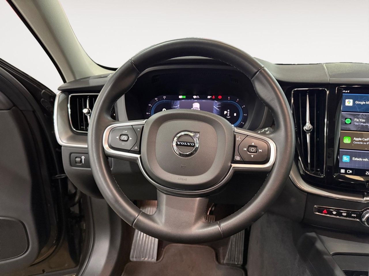 Volvo XC60 2.0 B4 G Momentum Pro Auto - Foto 2
