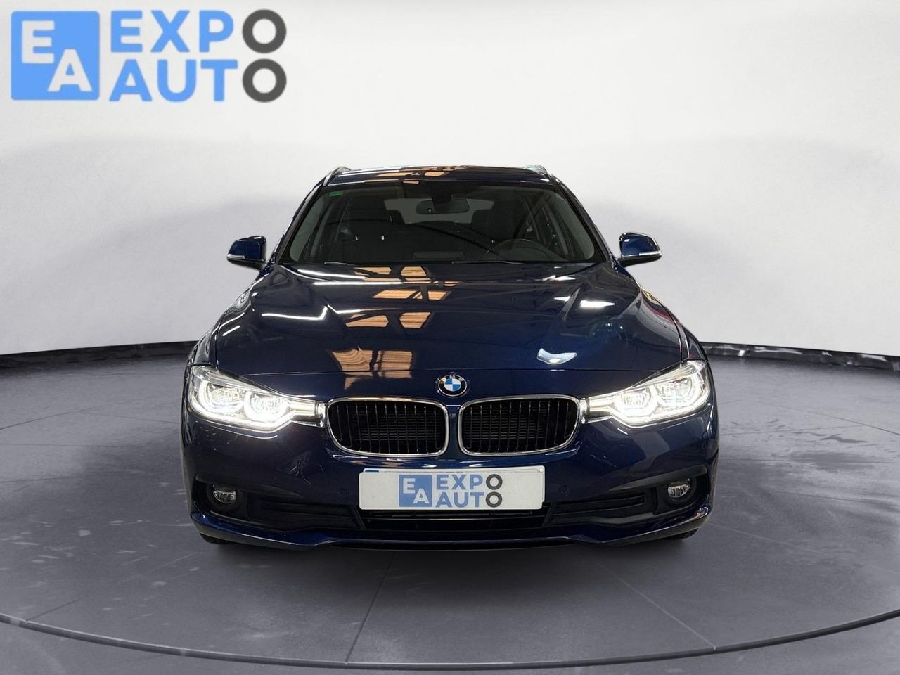 BMW Serie 3 318d Touring - Foto 2