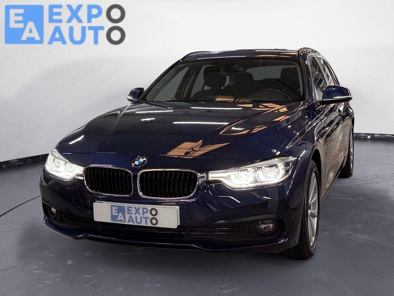 BMW Serie 3 318d Touring - Foto 2