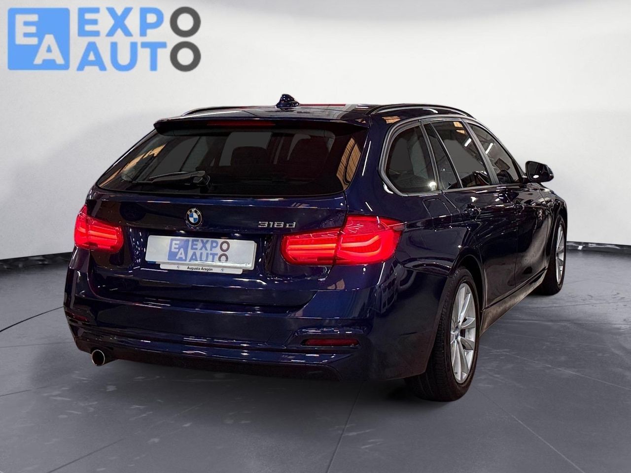 BMW Serie 3 318d Touring - Foto 2