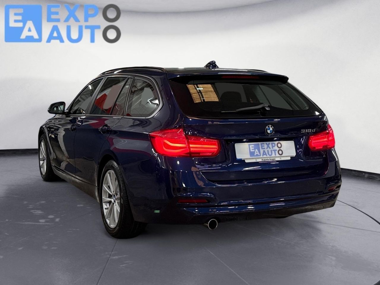BMW Serie 3 318d Touring - Foto 2