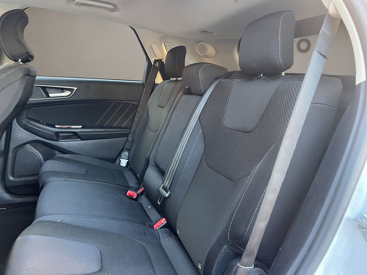 Ford Edge 2.0 TDCI 132kW 180CV Trend 4WD  - Foto 2
