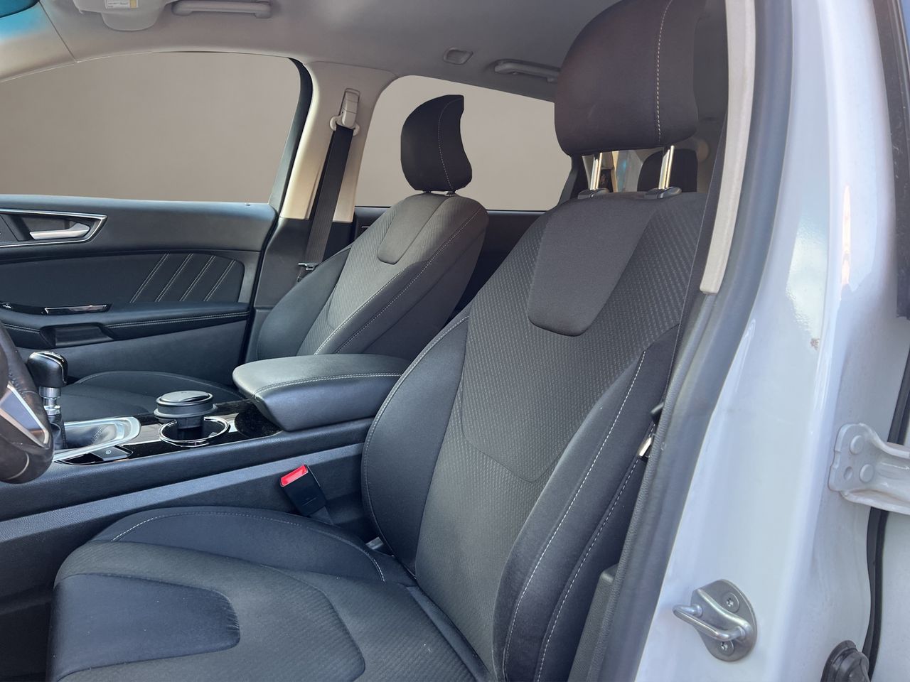 Ford Edge 2.0 TDCI 132kW 180CV Trend 4WD  - Foto 2