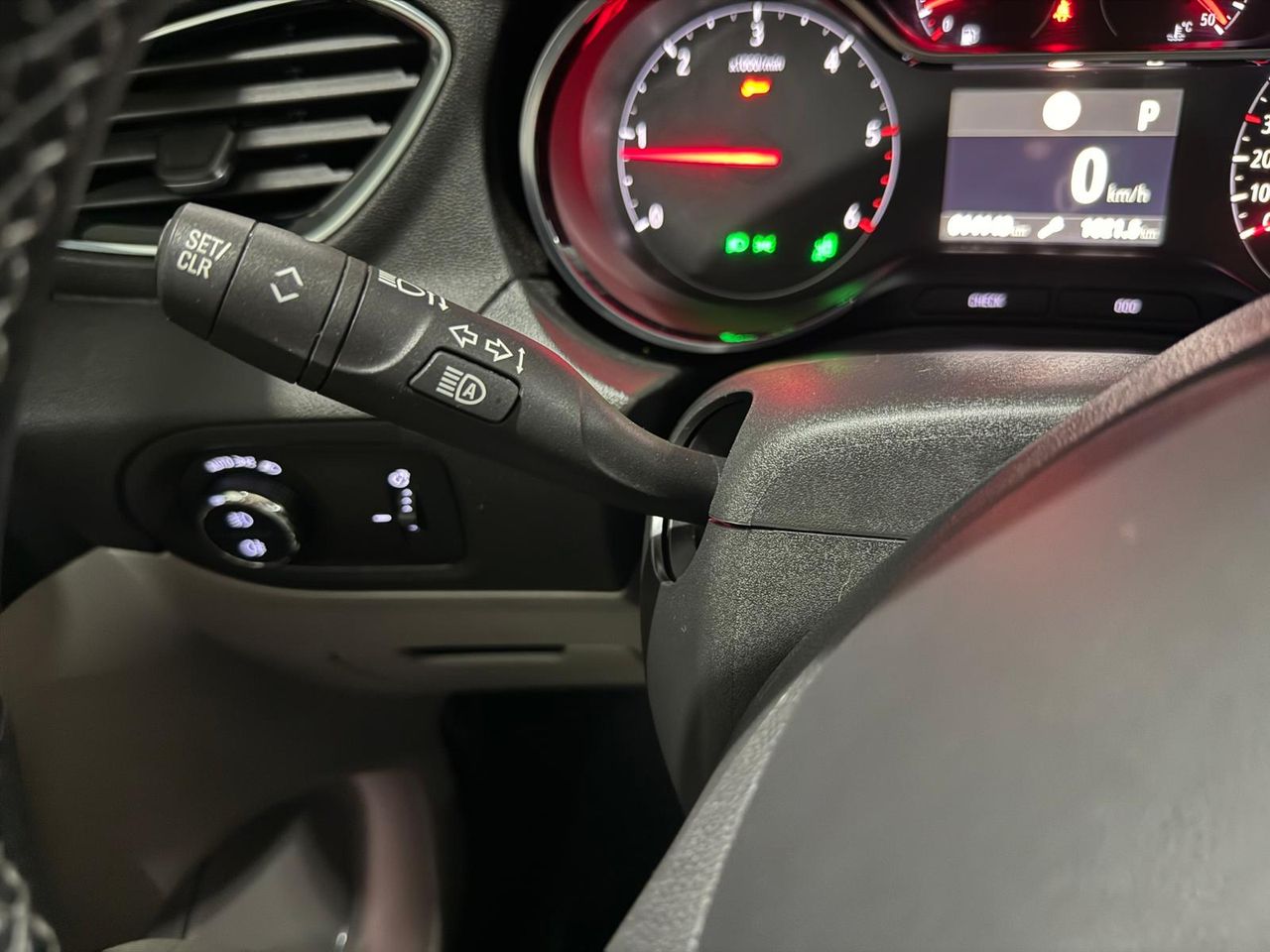 Opel Grandland X 2.0 CDTi Ultimate Auto - Foto 2