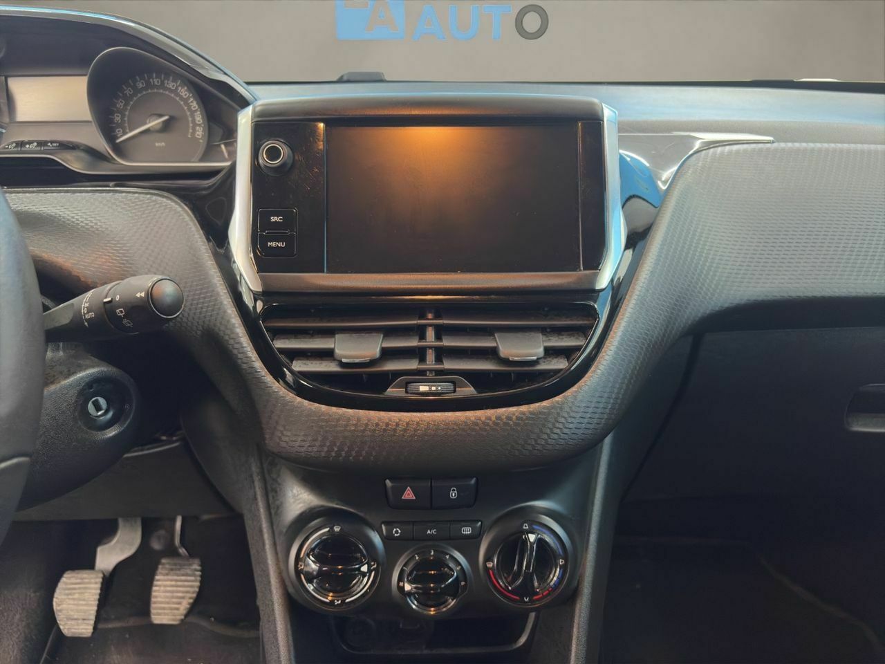 Peugeot 2008 Allure BlueHDi 100 SS  - Foto 2