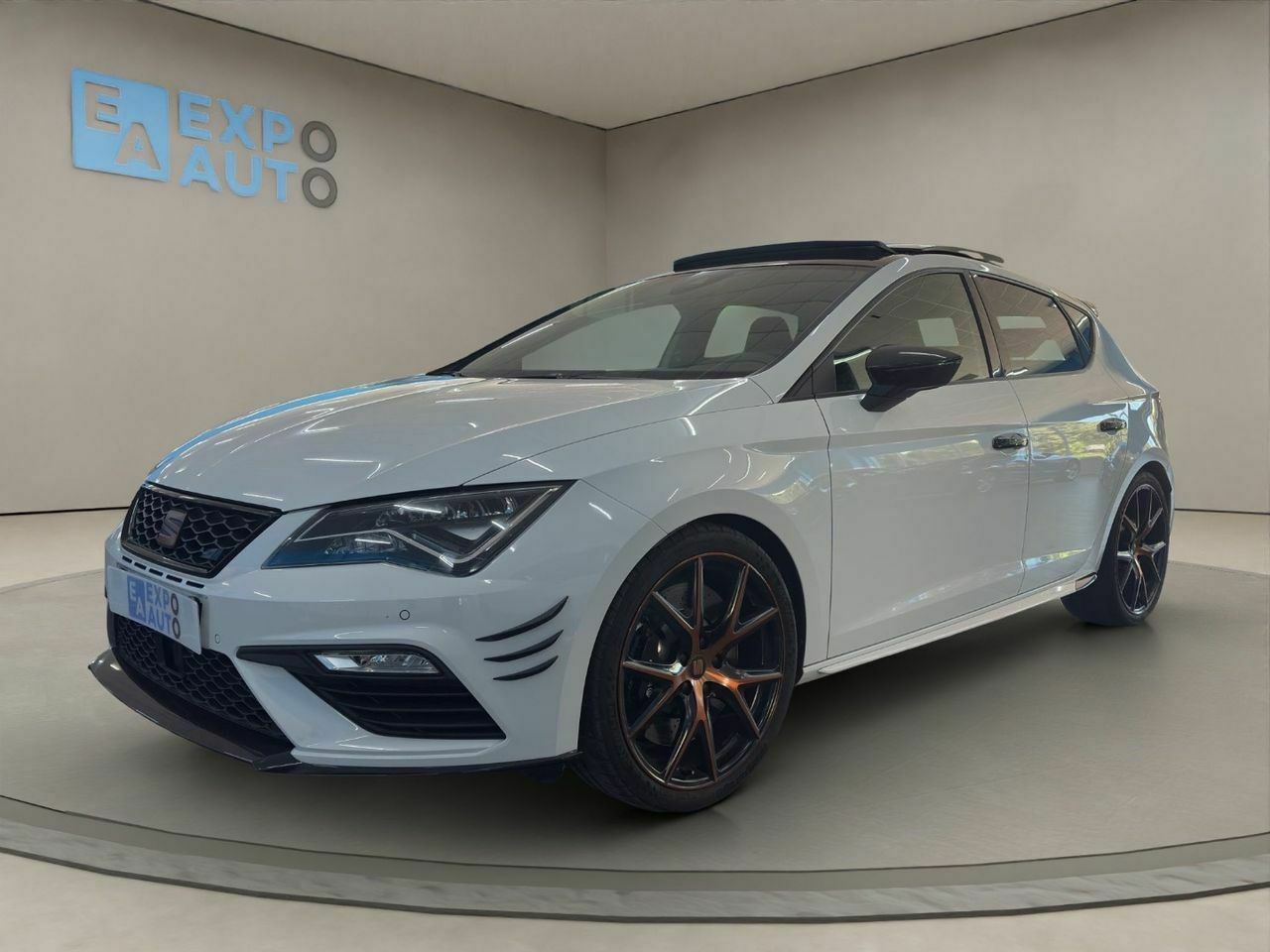 Seat Leon 2.0 TSI 213kW DSG7 Cupra Carbon Edition  - Foto 2