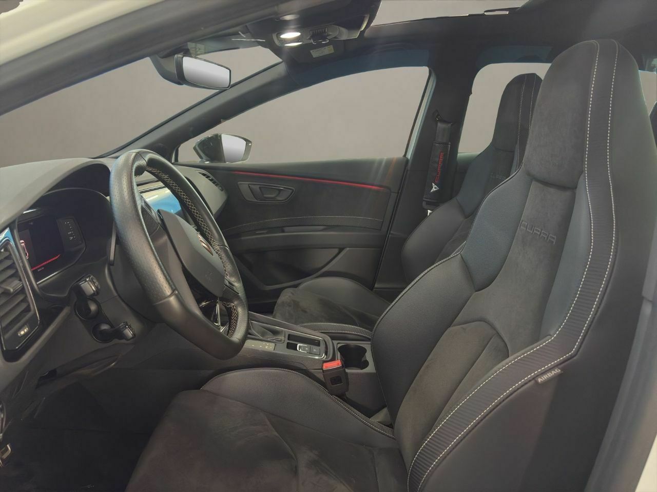 Seat Leon 2.0 TSI 213kW DSG7 Cupra Carbon Edition  - Foto 2