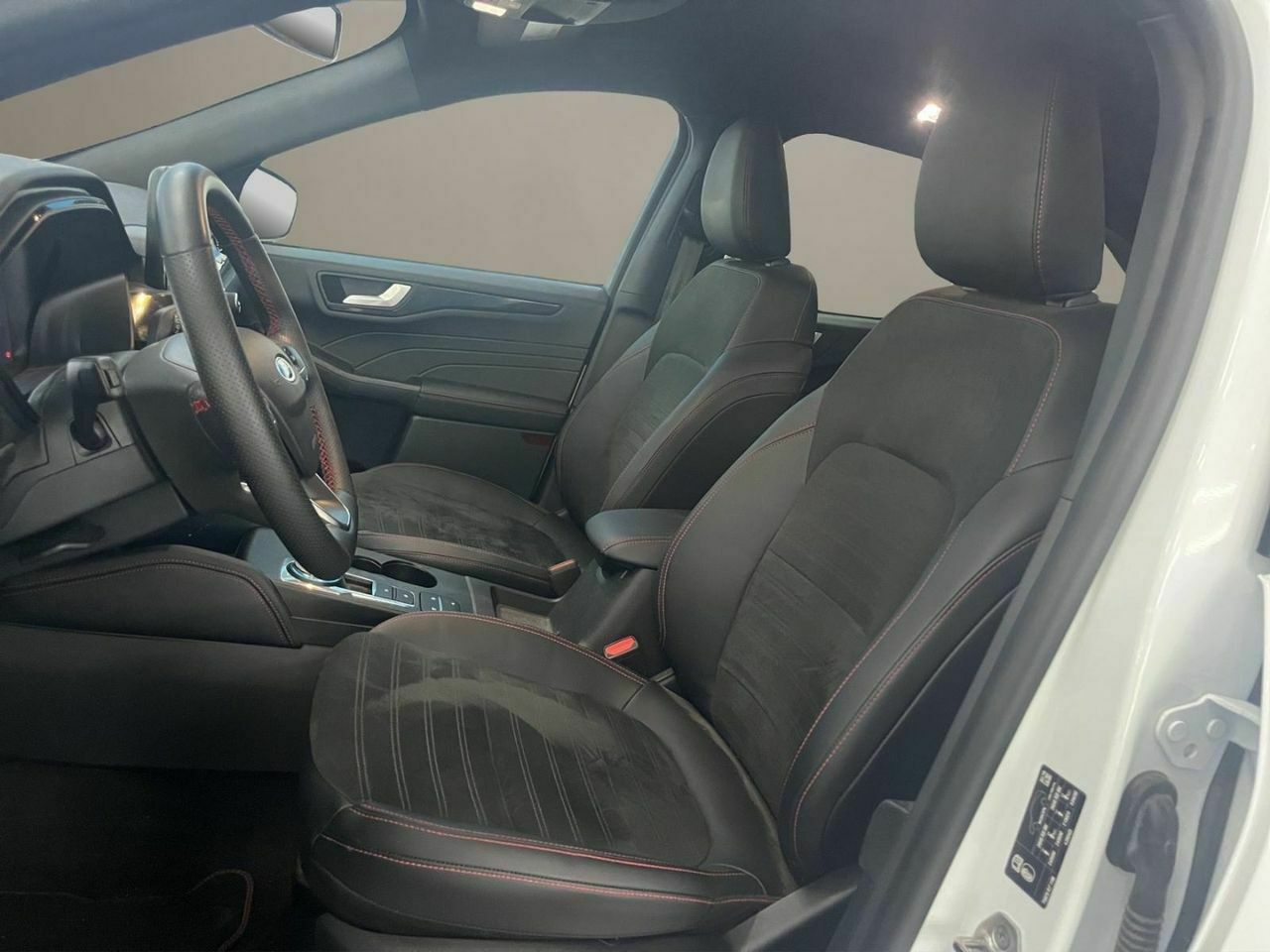 Ford Kuga STLine X 2.5 Duratec FHEV Auto  - Foto 2