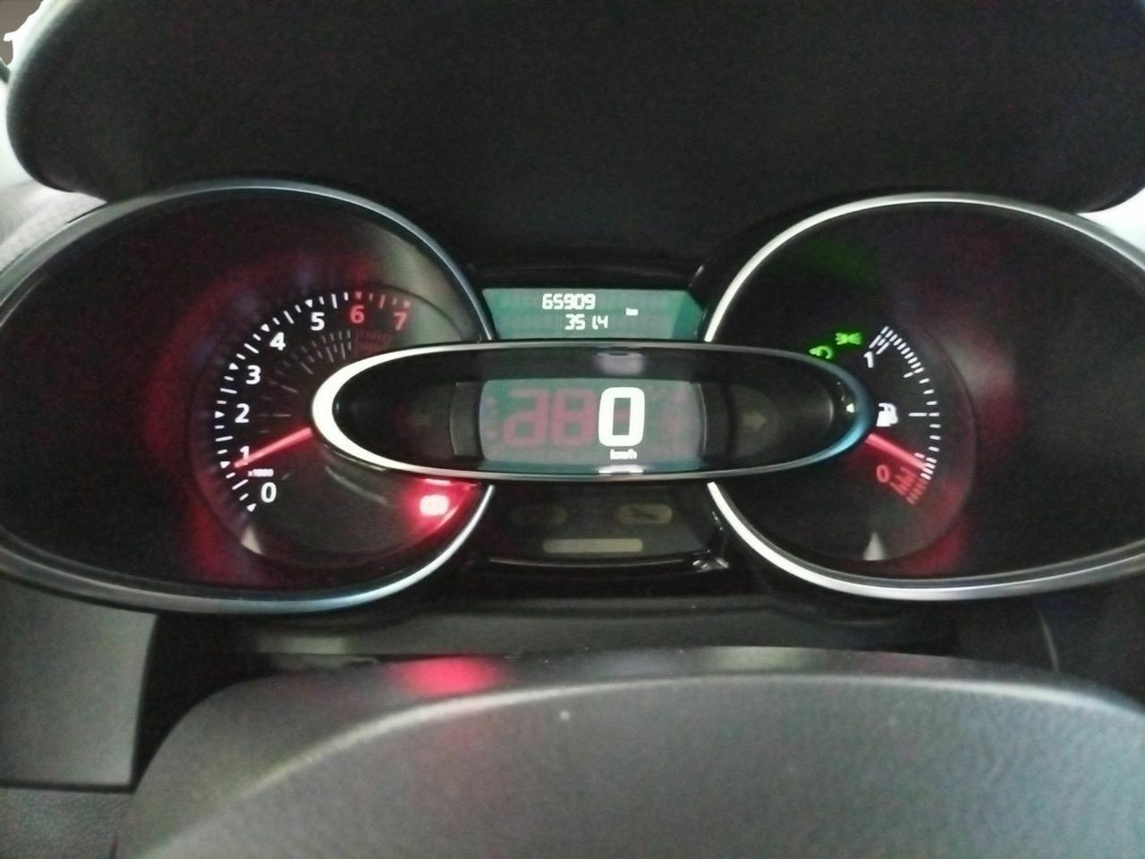 Renault Clio Sport Tou. Limited En. TCe 66kW 90CV  - Foto 2