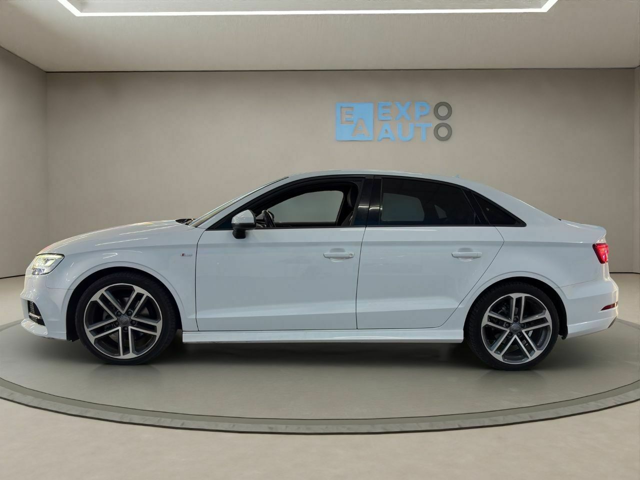Audi A3 S line edition 1.0 TFSI S tronic Sportb  - Foto 2