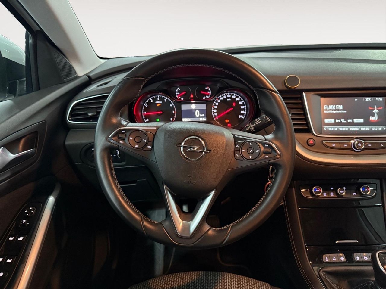 Opel Grandland X 1.2 Turbo Selective - Foto 2