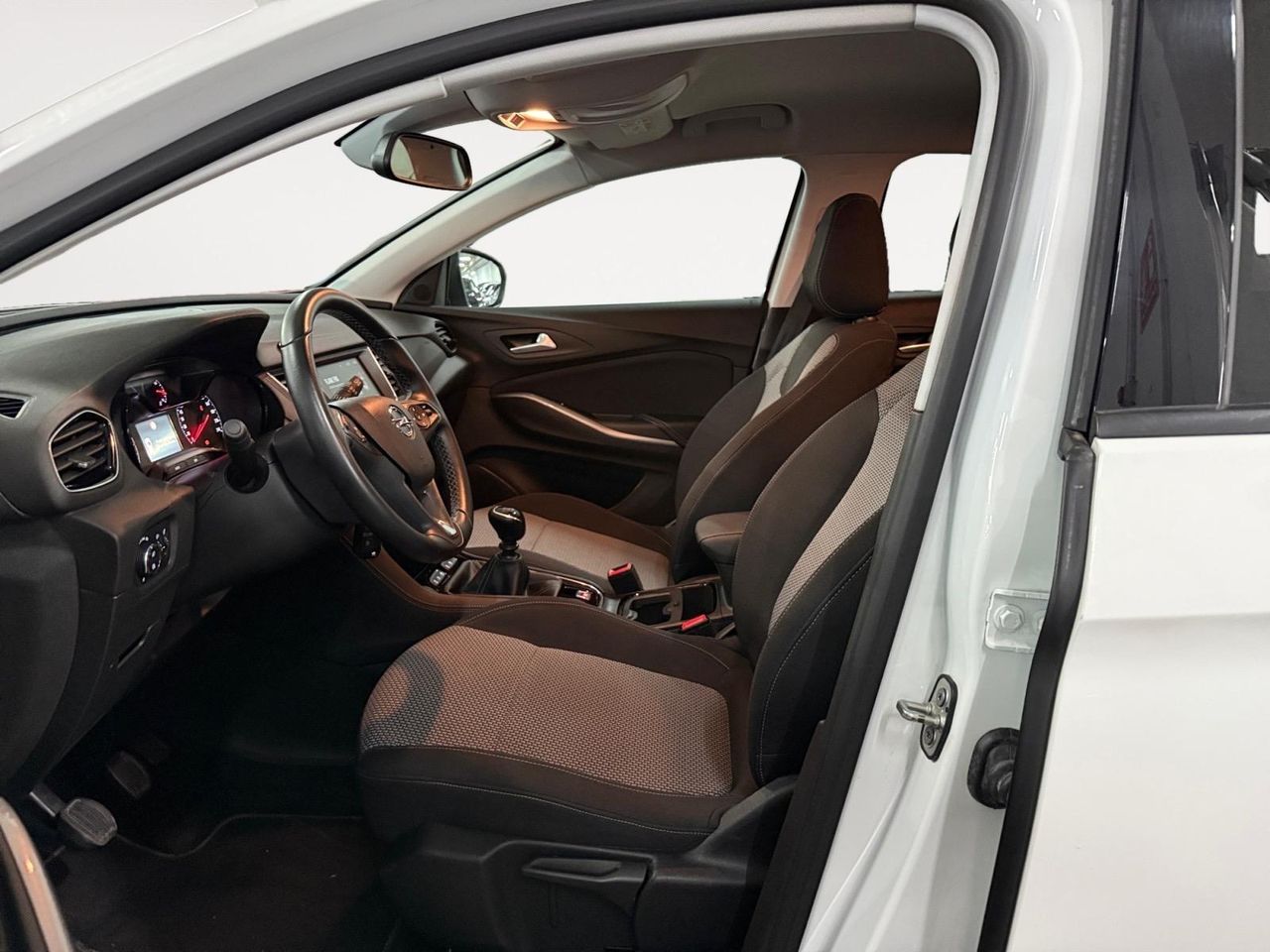 Opel Grandland X 1.2 Turbo Selective - Foto 2