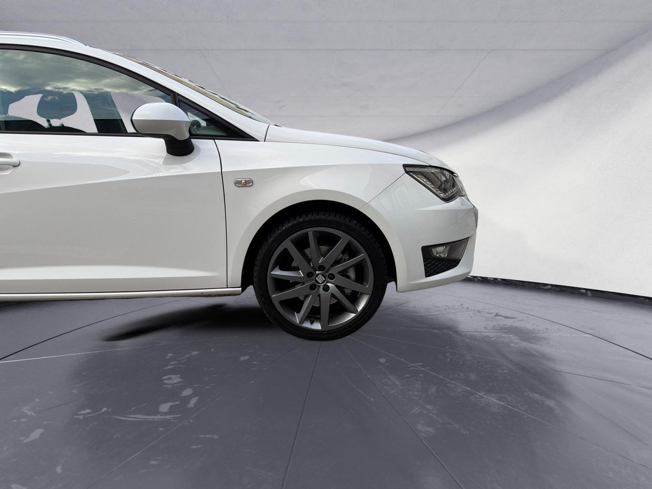 Seat Ibiza ST 1.6 TDI 105cv Style ITech 30 Aniver - Foto 2