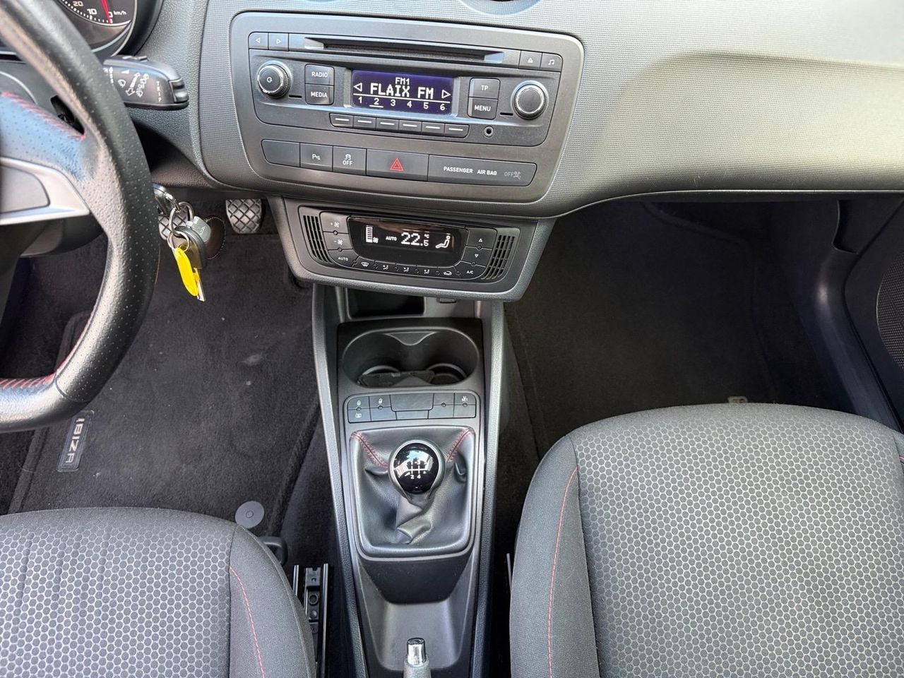 Seat Ibiza ST 1.6 TDI 105cv Style ITech 30 Aniver - Foto 2