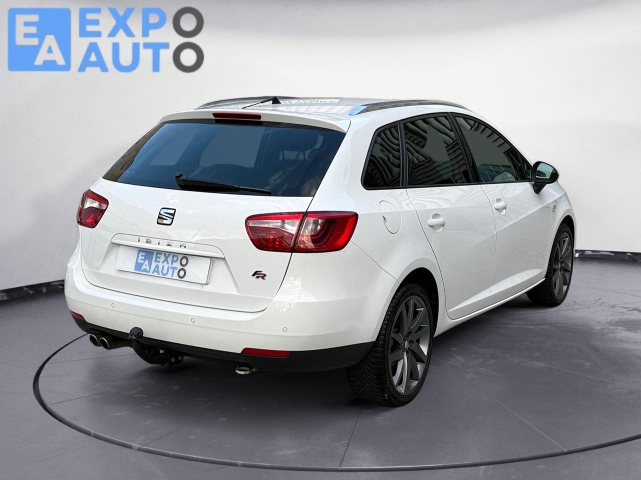 Seat Ibiza ST 1.6 TDI 105cv Style ITech 30 Aniver - Foto 2