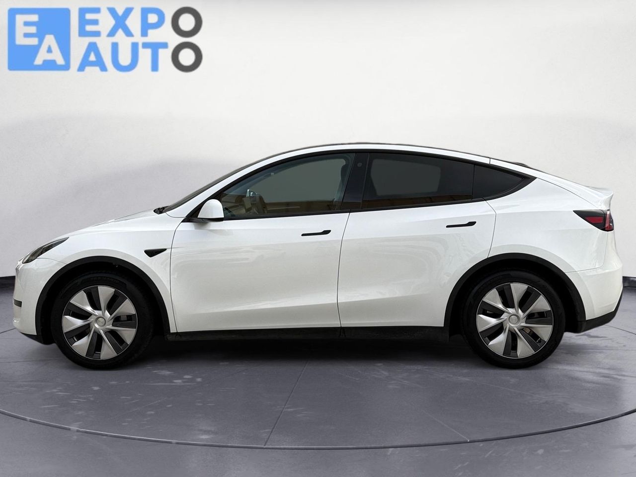 Tesla Model Y Tracción Trasera RWD - Foto 2