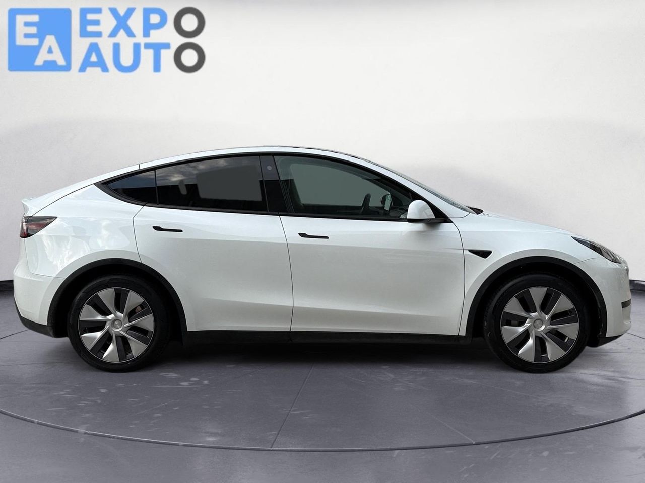 Tesla Model Y Tracción Trasera RWD - Foto 2