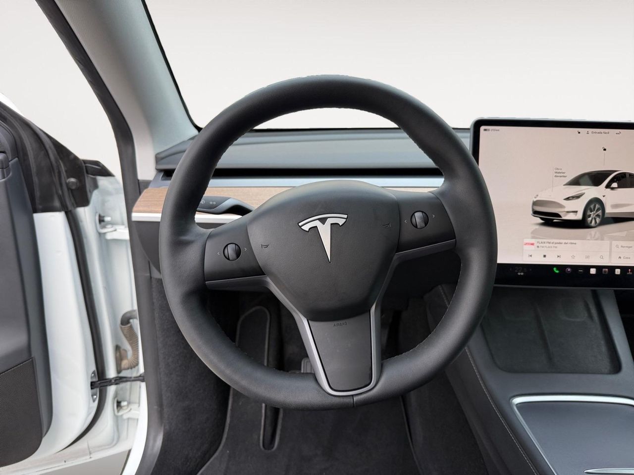 Tesla Model Y Tracción Trasera RWD - Foto 2