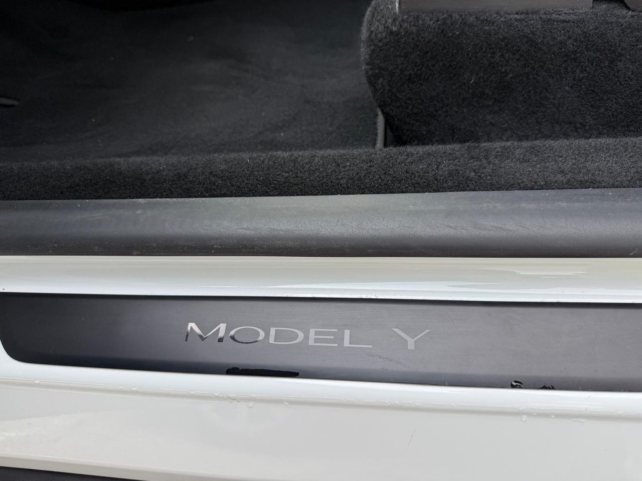 Tesla Model Y Tracción Trasera RWD - Foto 2