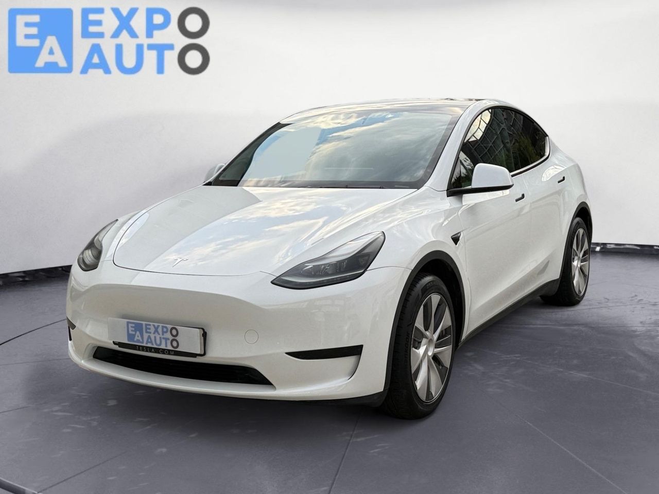 Tesla Model Y Tracción Trasera RWD - Foto 2