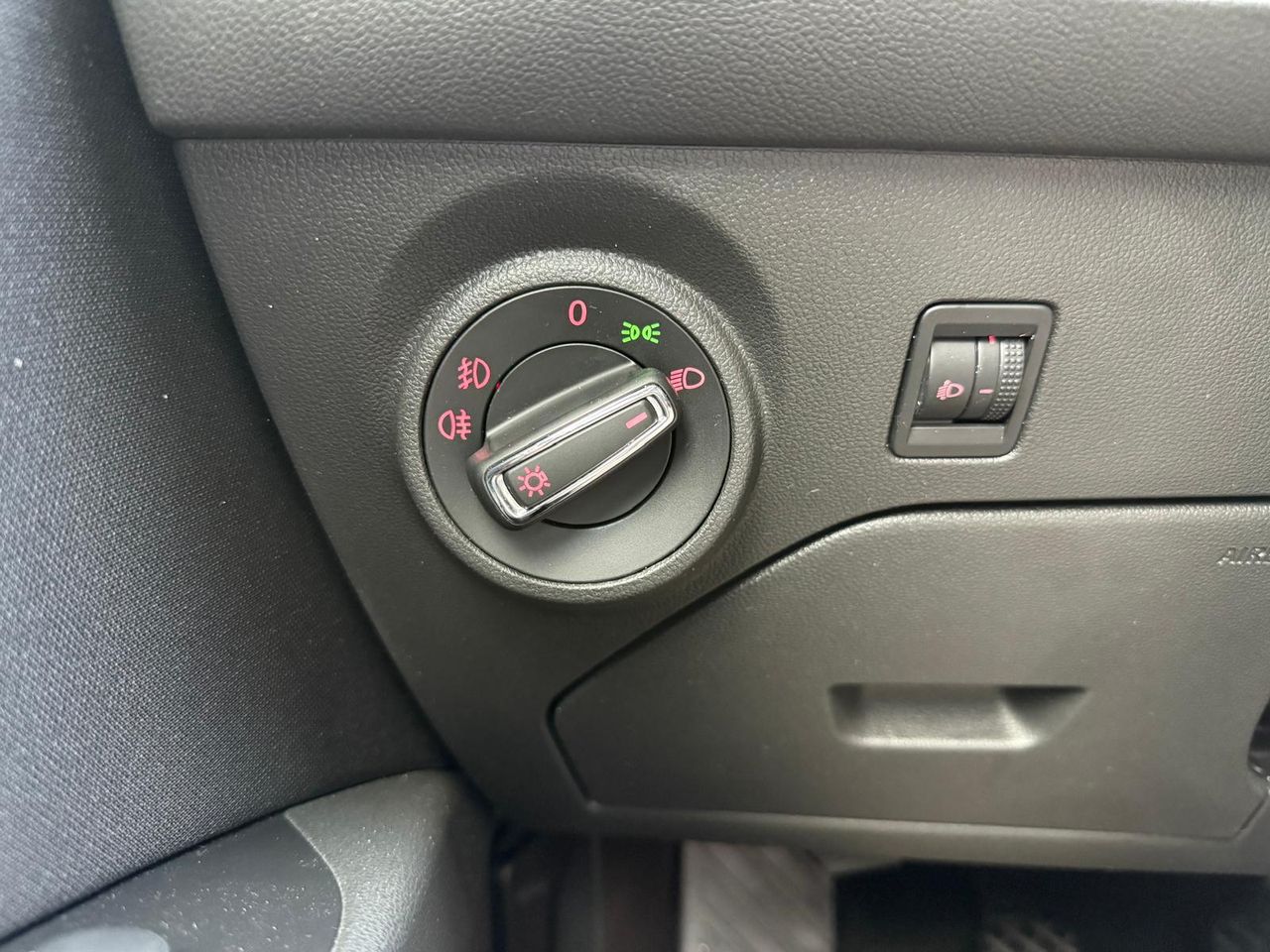 Seat Leon 1.2 TSI 81kW (110CV) St&Sp Style - Foto 2