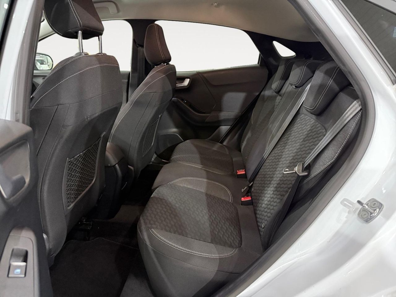 Ford Puma 1.0 EcoBoost 125cv Titanium MHEV Auto - Foto 2