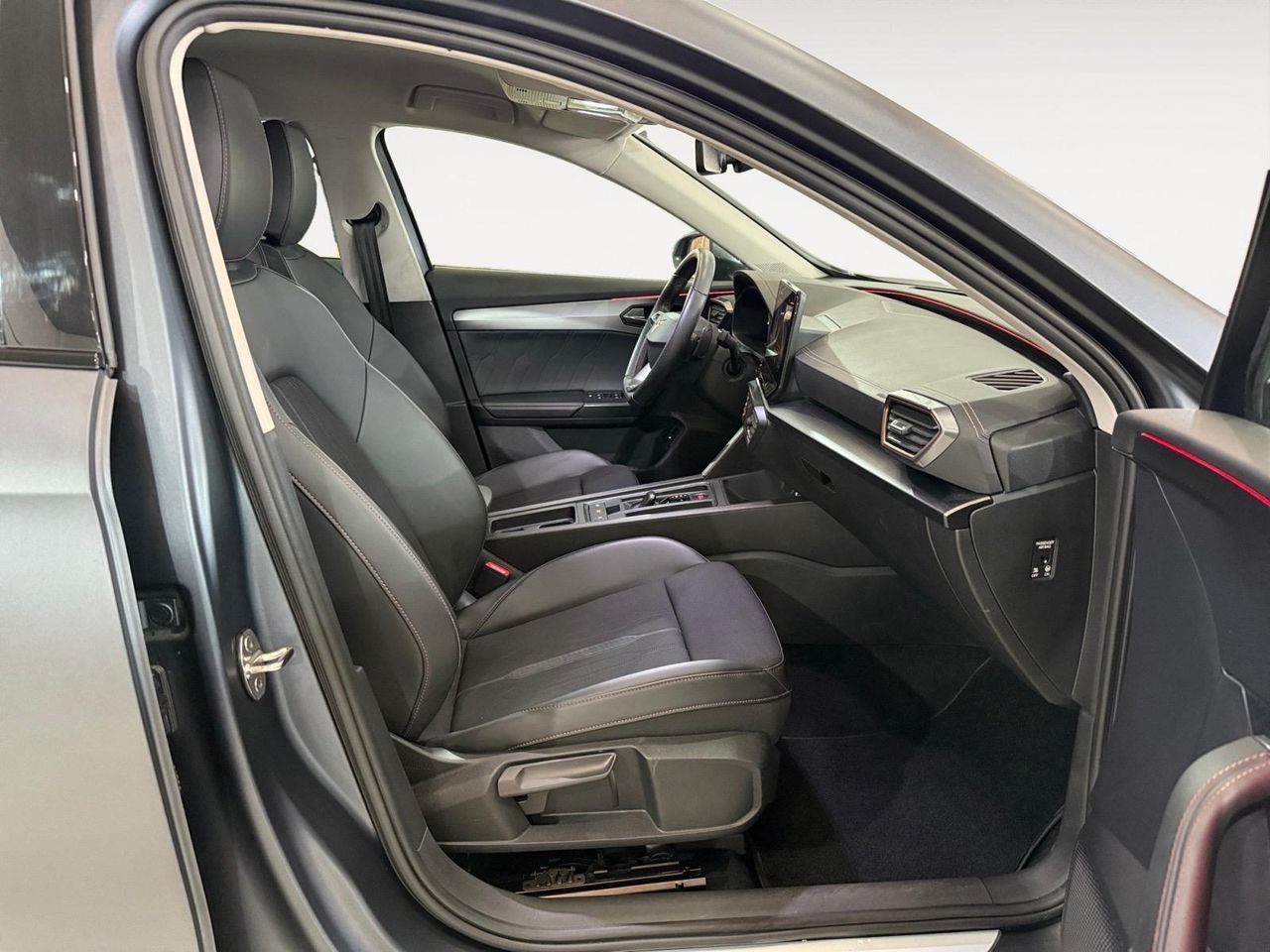 Cupra Formentor 1.5 TSI 110kW (150 CV) DSG - Foto 2