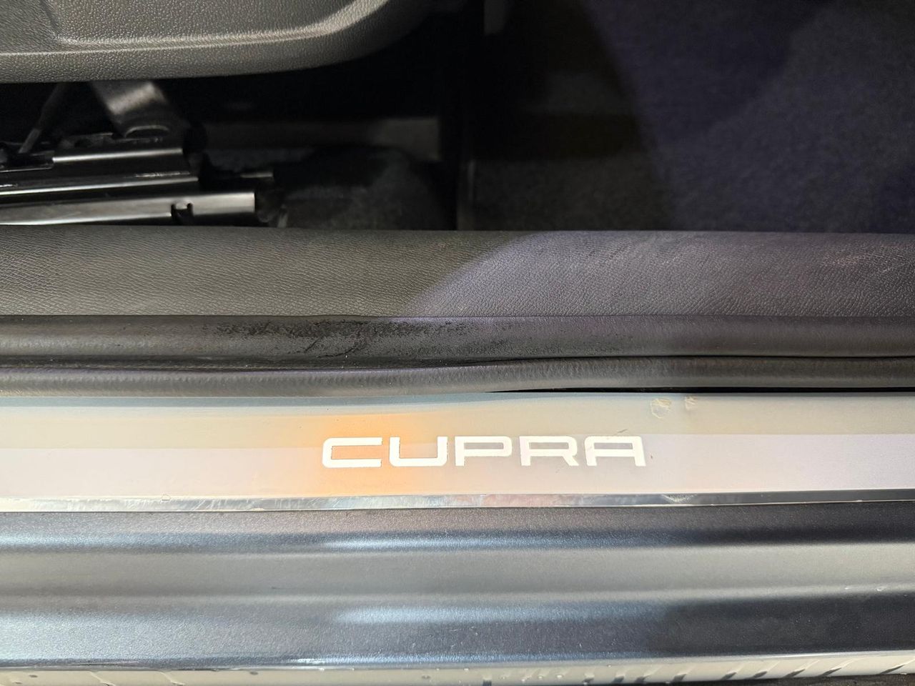 Cupra Formentor 1.5 TSI 110kW (150 CV) DSG - Foto 2