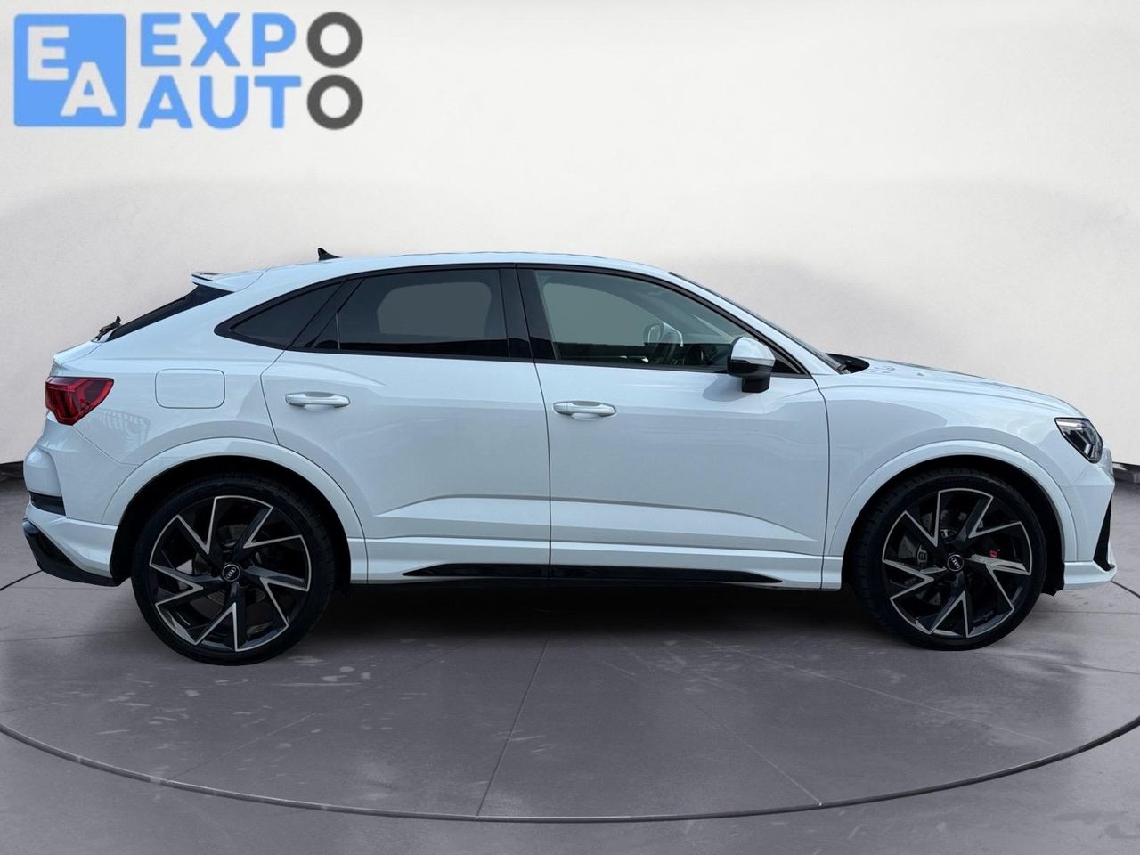 Audi Q3 RS 2.5 TFSI quattro - Foto 2