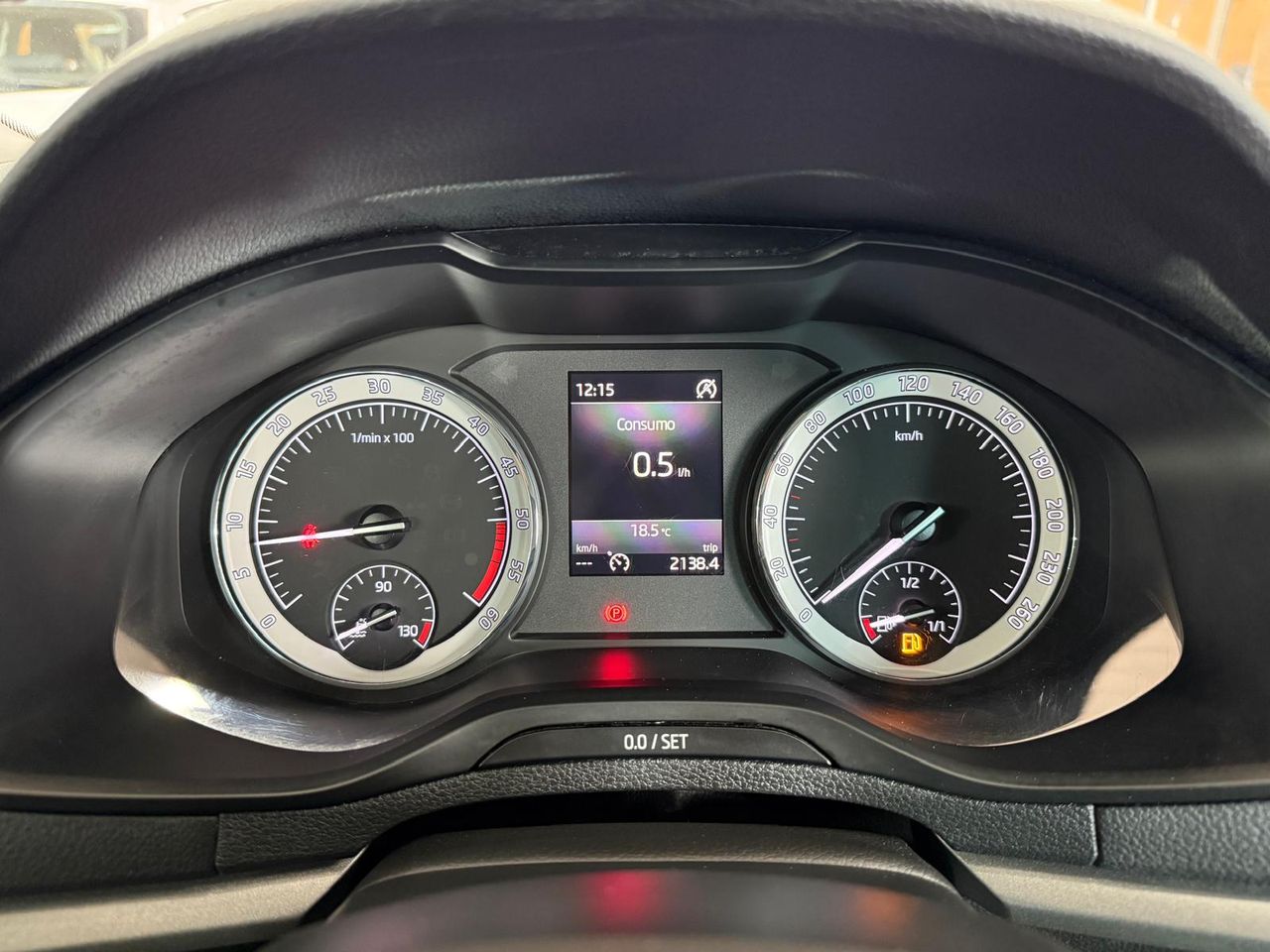 Skoda Karoq 1.6 TDI 85kW (115CV) Ambition - Foto 2