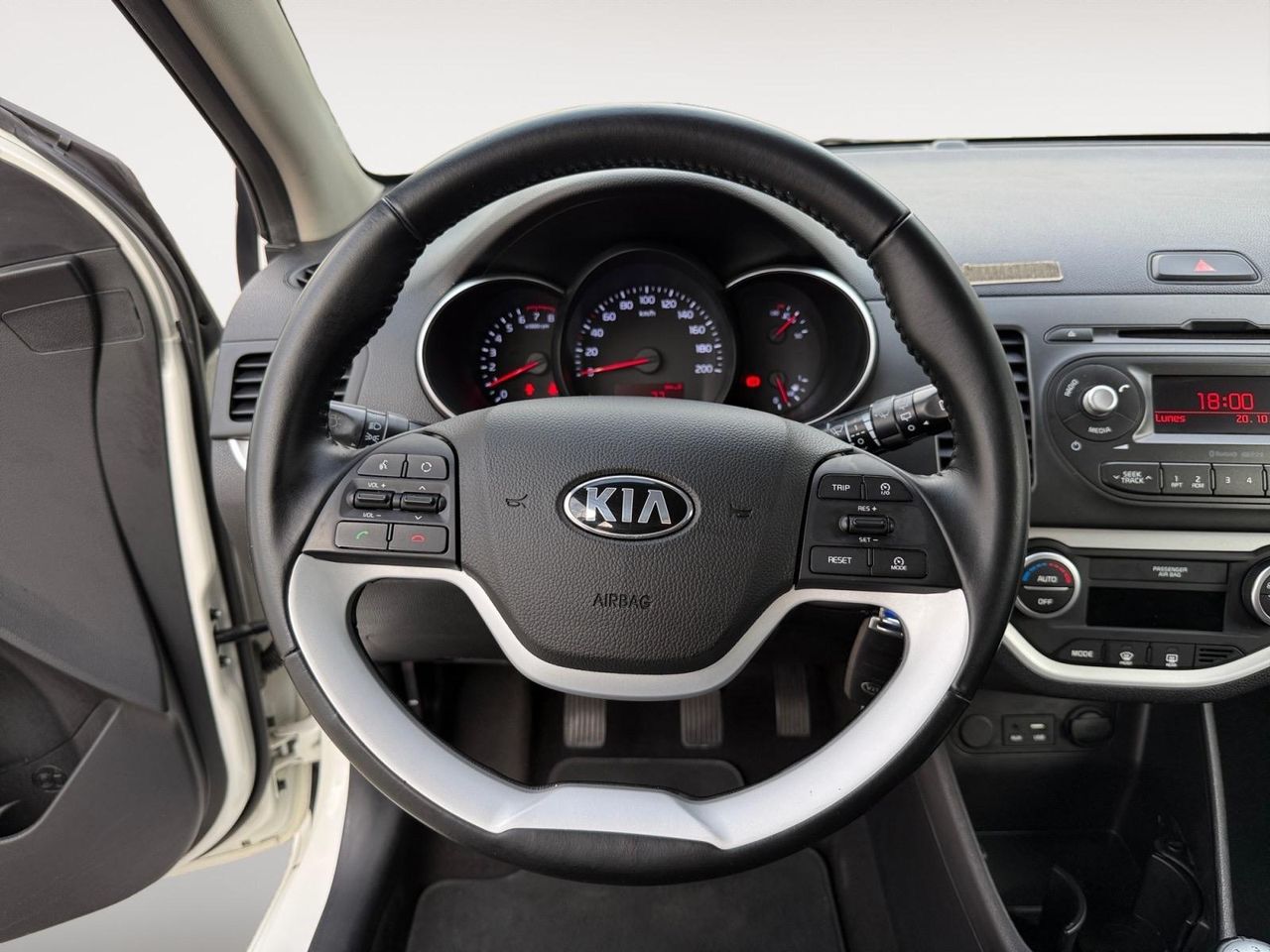 Kia Picanto 1.0 CVVT 66CV Concept - Foto 2