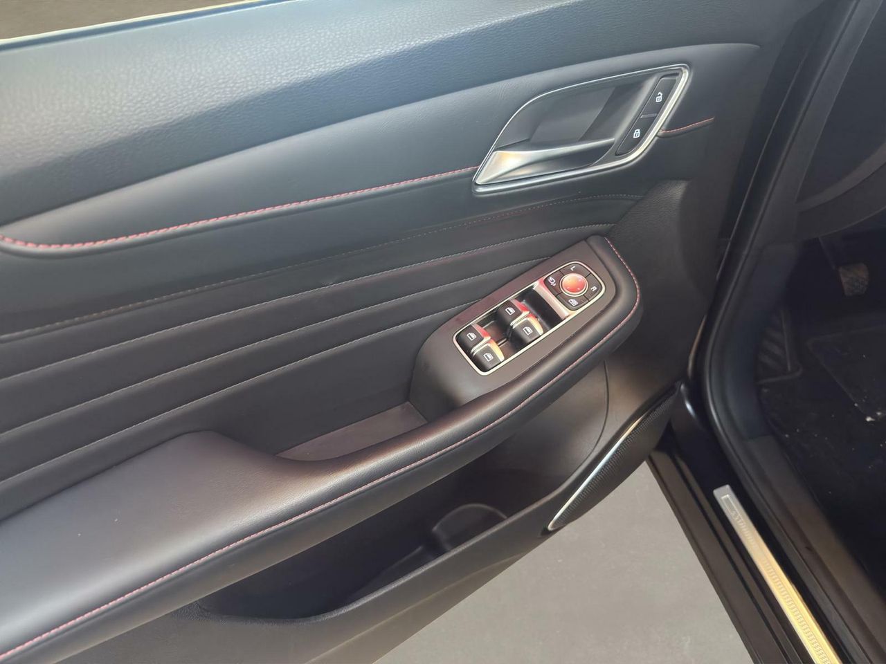 MG HS 1.5 Turbo GDI Luxury - Foto 2