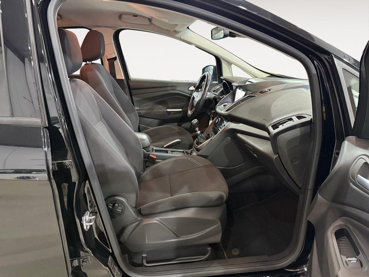 Ford C Max 1.0 EcoBoost 92kW (125CV) Business - Foto 2