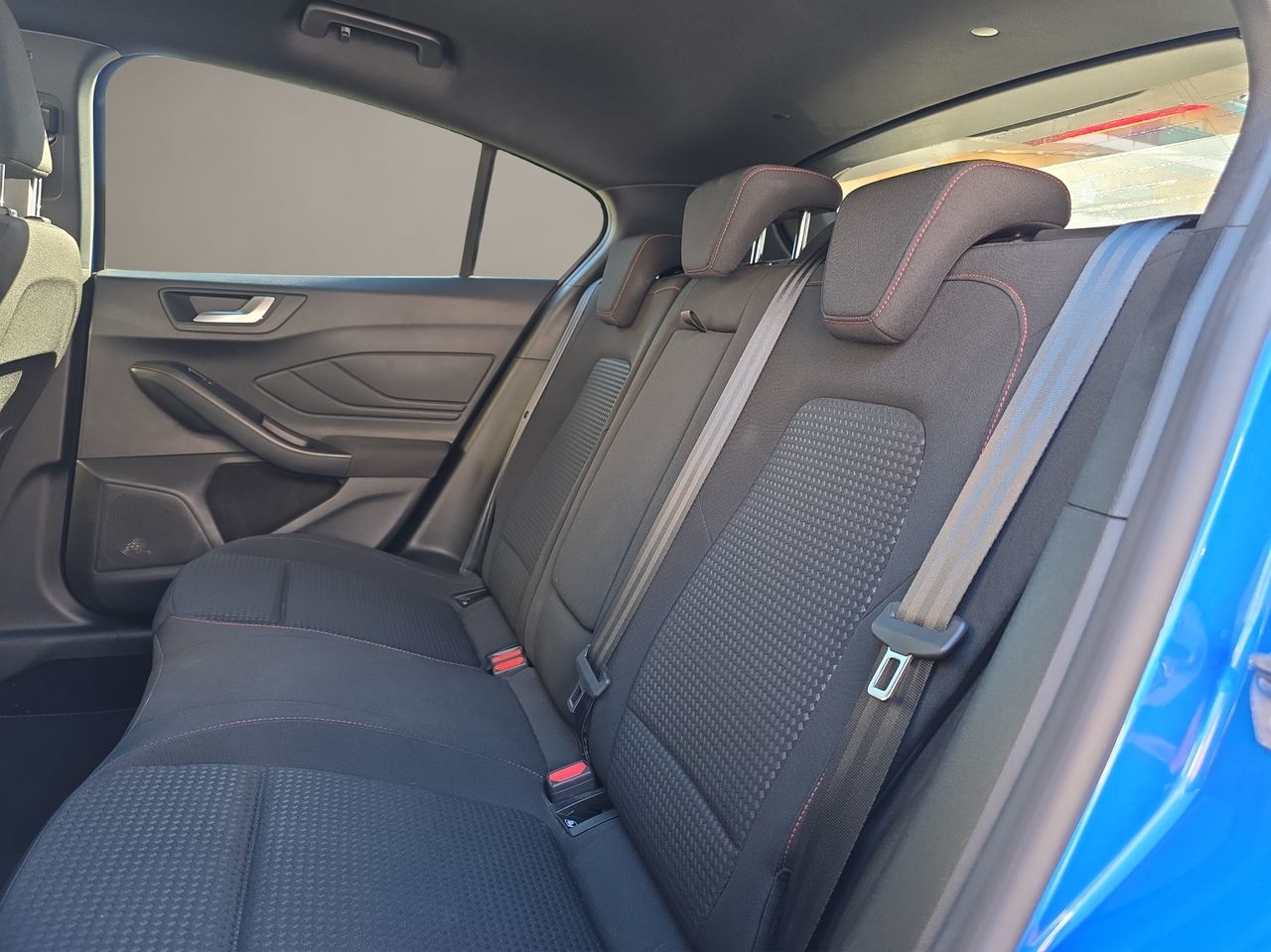 Ford Focus  1.0 Ecoboost MHEV STLine X  - Foto 2
