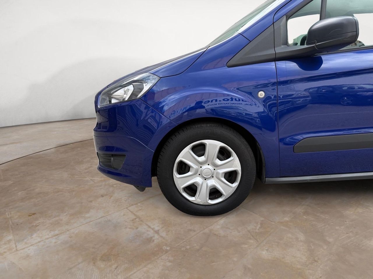 Ford Tourneo Courier 1.5 TDCi 75cv Trend - Foto 2